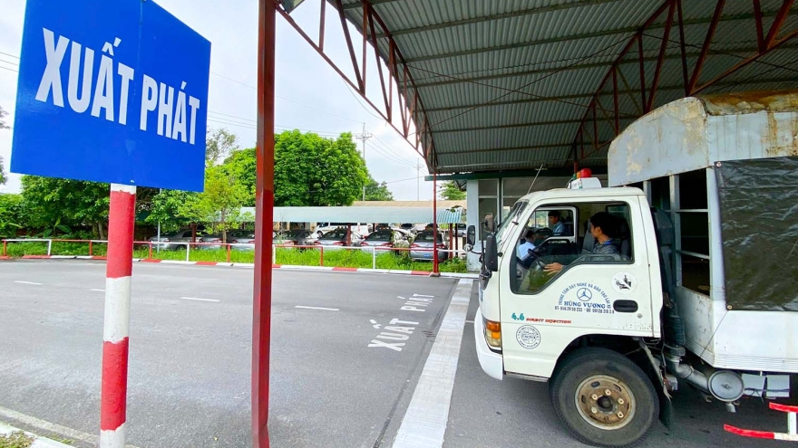 Kiểm soát chặt việc thi bằng lái xe giúp xây dựng văn hóa giao thông an toàn