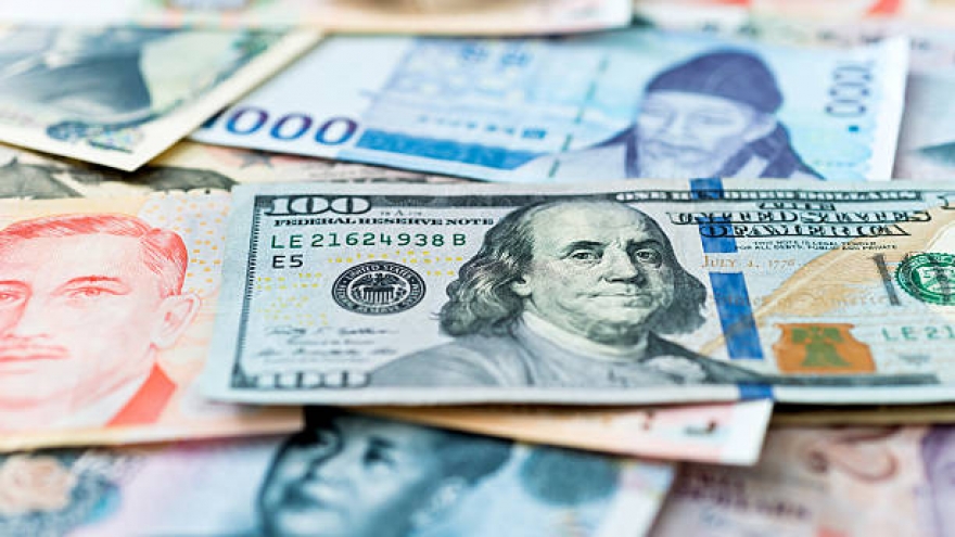 Tỷ giá USD hôm nay 20/8: Giá bán USD "chợ đen" tăng lên mốc 26.580 đồng/USD