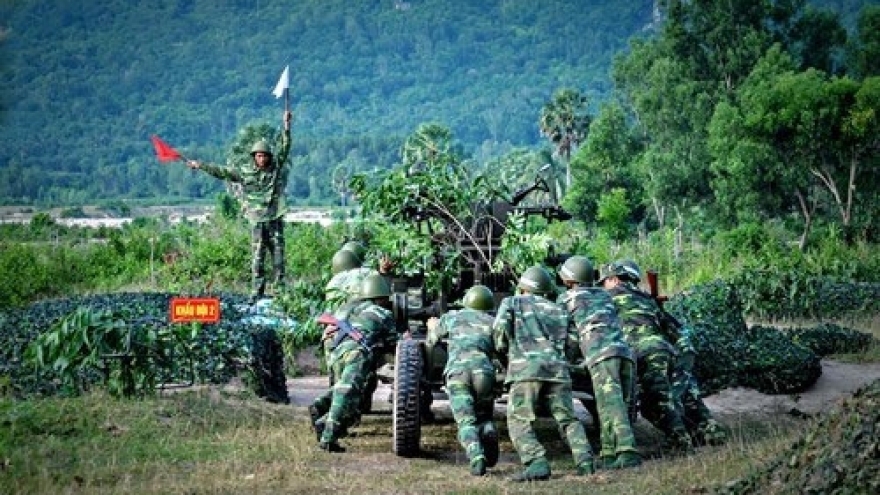 Chế độ, chính sách cho lực lượng quản lý, bảo vệ công trình quốc phòng, khu quân sự