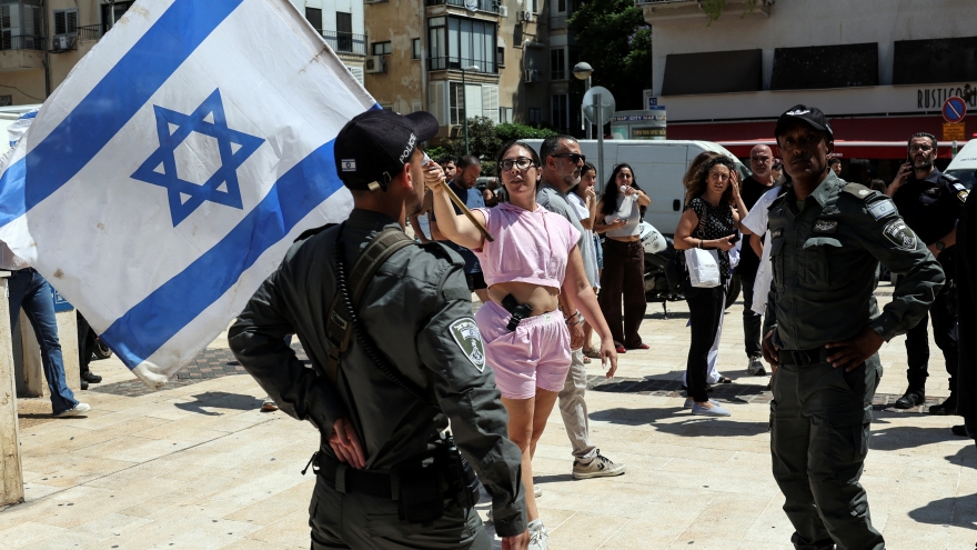 Quân đội Israel dọa tấn công không ngừng nghỉ vào Gaza