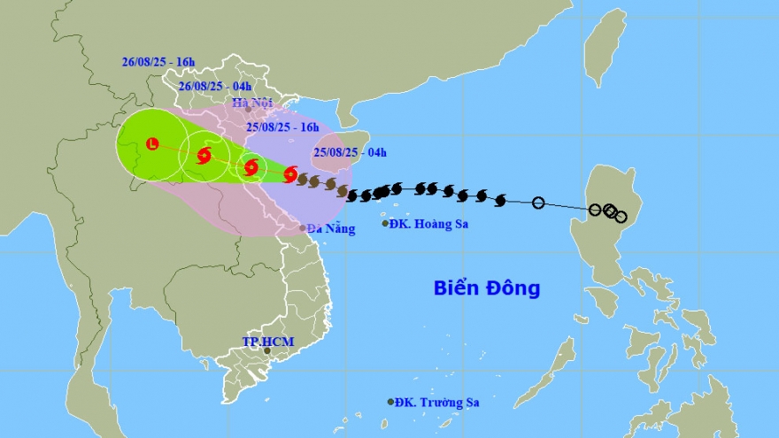 Bão số 5 cực mạnh, giật cấp 17, cách Quảng Trị 180km