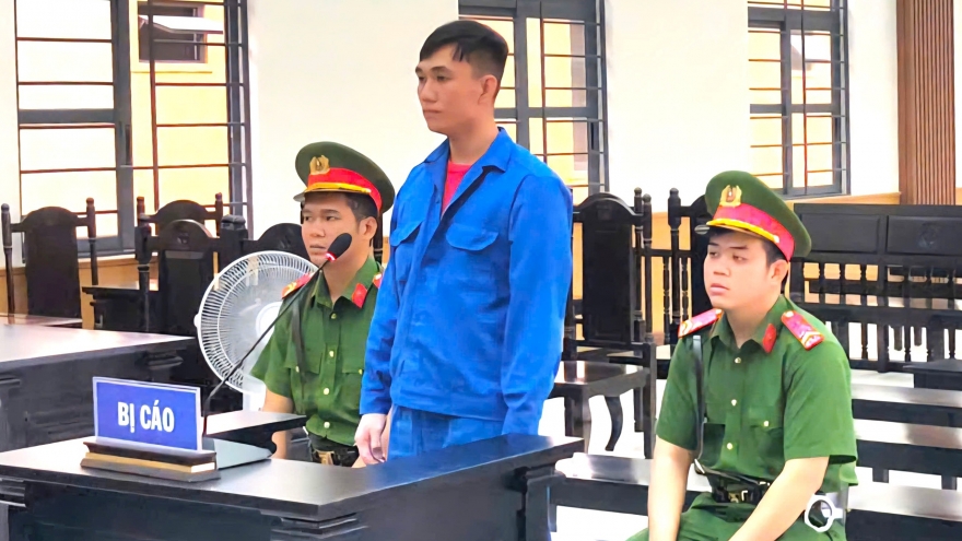 Toà tuyên án 12 năm tù cho kẻ dùng súng hơi bắn em ruột