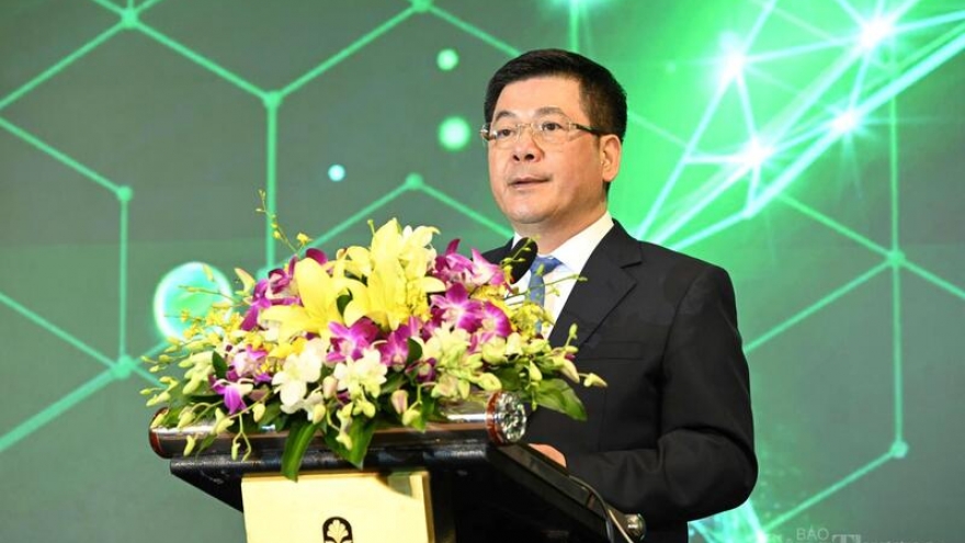 Nhiều lợi ích thiết thực khi sử dụng xăng sinh học E10