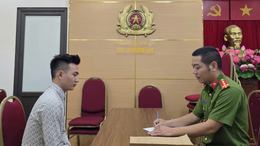 Nam thanh niên say xỉn phóng xe ngược chiều, lao vào công an ở chốt bảo vệ A80