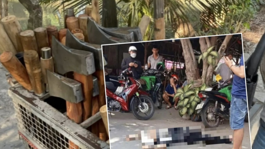 Làm rõ vụ nam thanh niên tự lấy dao đâm mình trên đường