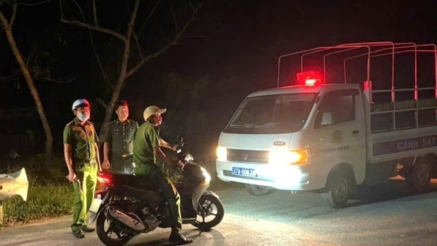 Huy động cả trăm người truy bắt phạm nhân trốn trại ở Nghệ An