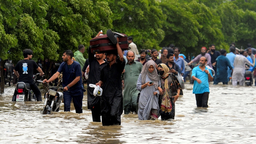 Mưa lũ lịch sử ở Pakistan khiến hàng triệu người bị ảnh hưởng
