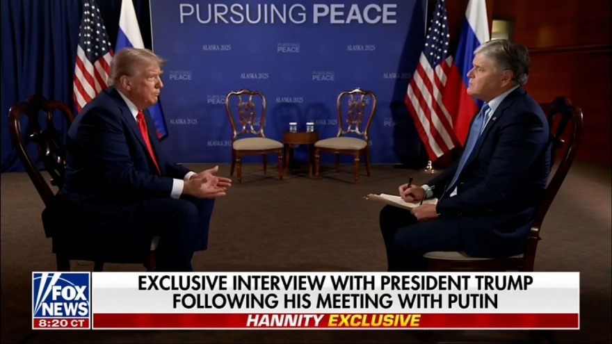 Ông Trump nói việc đạt được thỏa thuận bây giờ phụ thuộc vào ông Zelensky