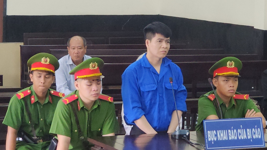 Tham ô 3,7 tỷ đồng, cựu kế toán Phòng Nội vụ TP Mỹ Tho lĩnh án 20 năm tù