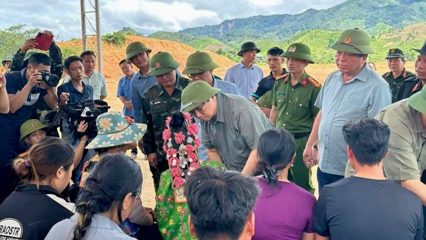 Thủ tướng kiểm tra, chỉ đạo công tác khắc phục hậu quả mưa lũ ở Điện Biên