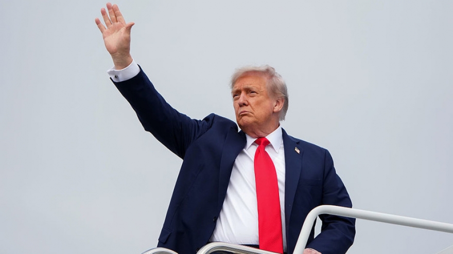 Tổng thống Trump muốn tổ chức thượng đỉnh ba bên với Nga và Ukraine vào tuần tới