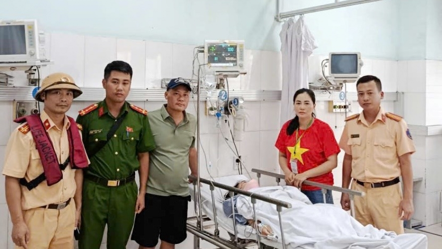 Kịp thời cứu một phụ nữ nhảy cầu Bính, Hải Phòng