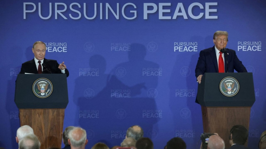 Tổng thống Putin và Tổng thống Trump họp báo chung sau hội đàm