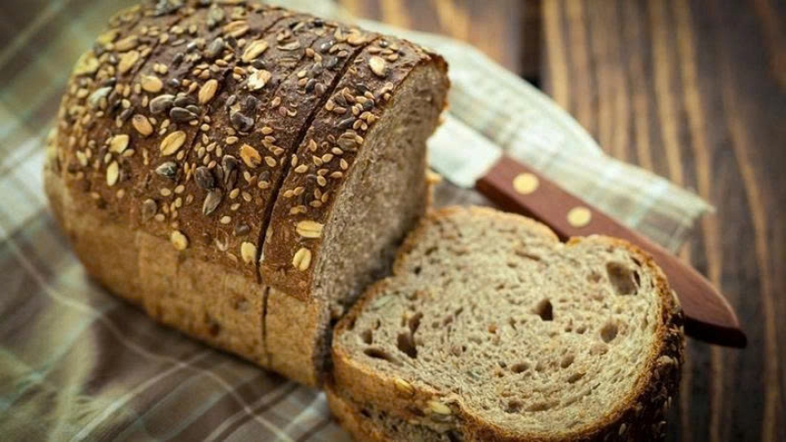Bánh mì đen có thực sự giúp giảm cân?
