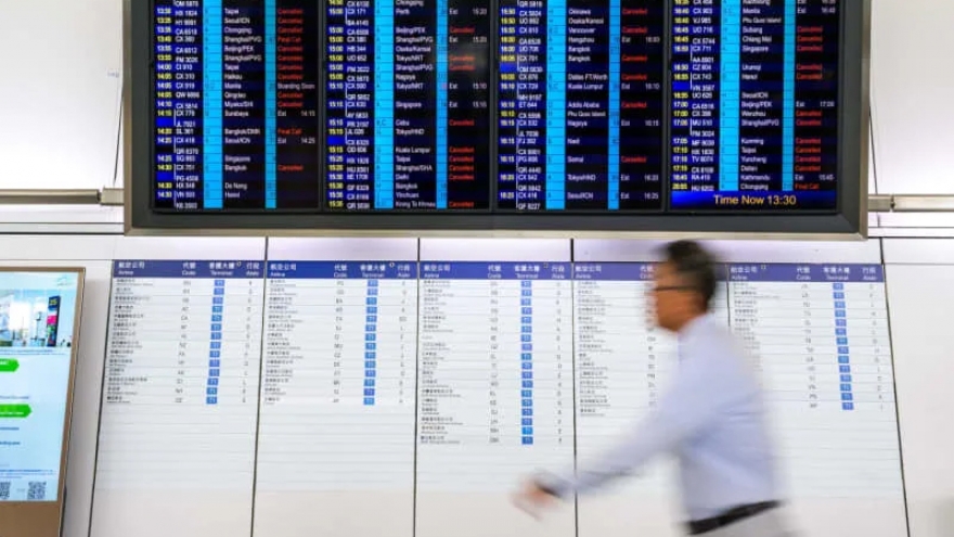 Siêu bão Ragasa làm tê liệt hàng loạt đường bay ở châu Á