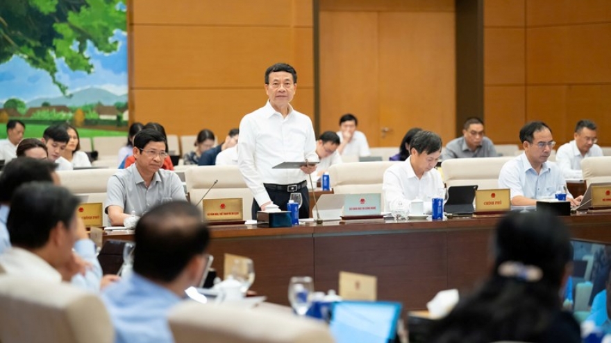 "Nhiều trang tin doanh thu lớn hơn cơ quan báo chí tạo ra tin gốc"