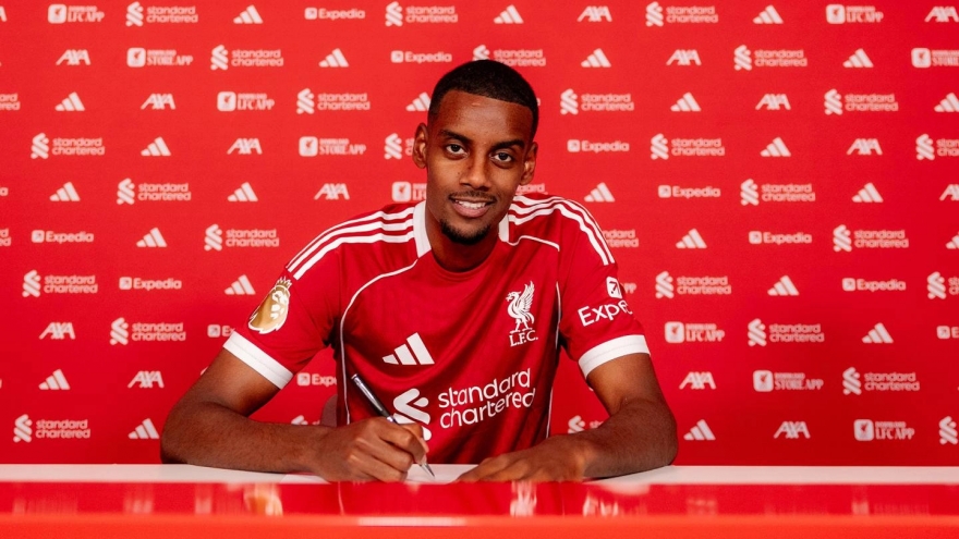 Chuyển nhượng 2/9: Liverpool chốt Isak, MU có tân binh giờ chót