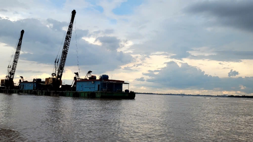 Đồng Tháp đề nghị rà soát lại nhu cầu cát san lấp với Dự án đường Vành đai 3 TP.HCM