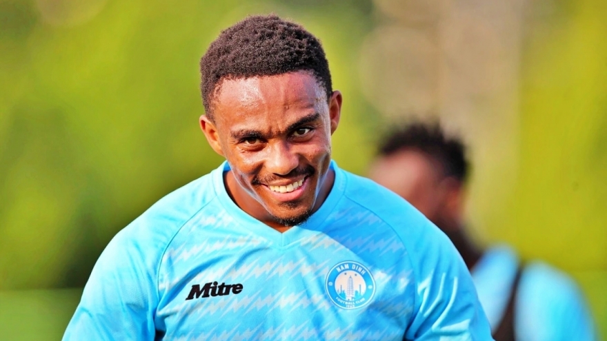 CLB Nam Định đón tin vui từ ngoại binh triệu đô