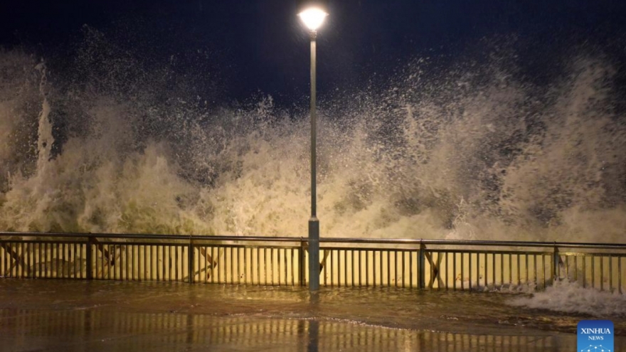 Bão Ragasa đổ bộ vào Dương Giang, tỉnh Quảng Đông, Trung Quốc