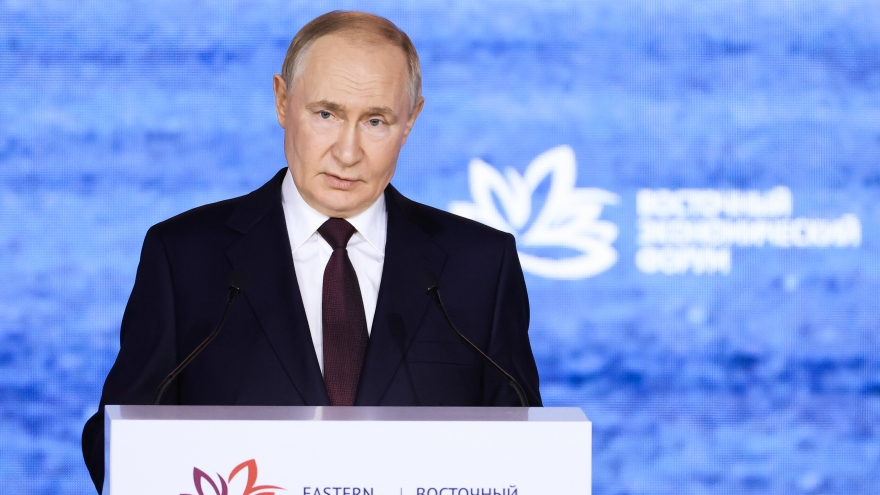 Ông Putin: Không có lý do gì để quân đội nước ngoài hiện diện ở Ukraine