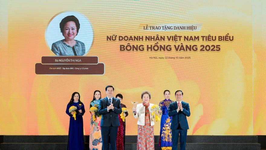 Top 10 “Nữ doanh nhân Việt Nam tiêu biểu - Bông hồng Vàng 2025”