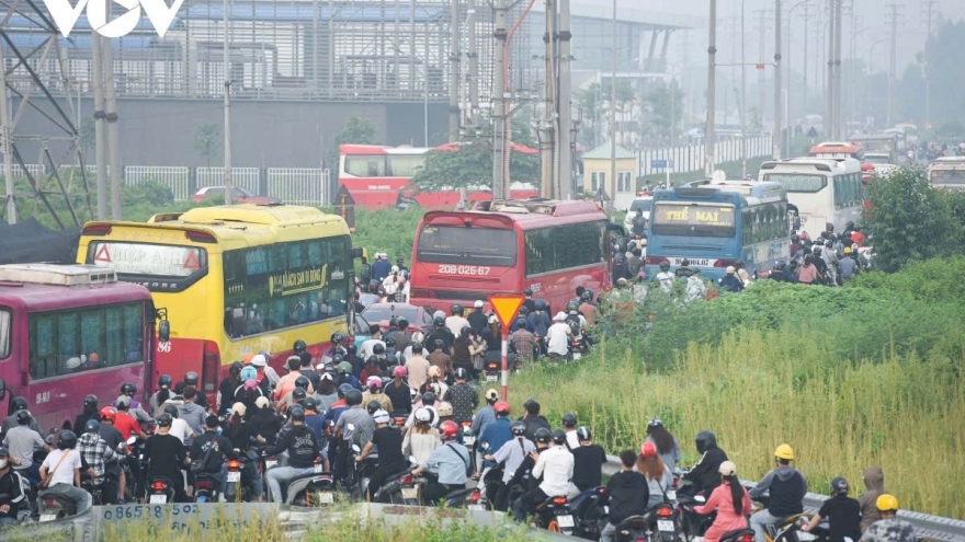 Lắp camera phạt nguội trên tuyến đường gom cao tốc Hà Nội - Bắc Ninh