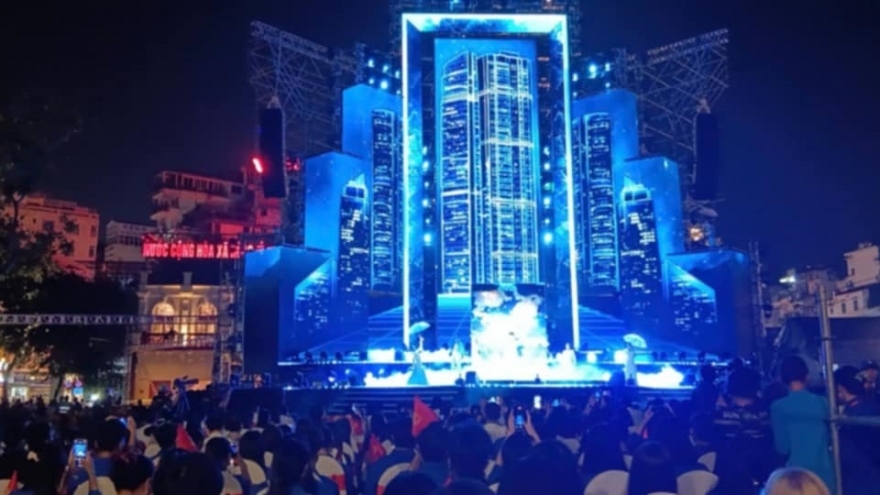 Chương trình nghệ thuật đặc biệt: Hà Nội - Khí phách ngàn năm - Vươn mình toả sáng