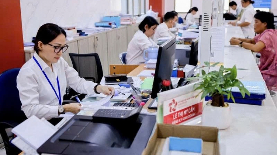 Chính phủ yêu cầu cho nghỉ theo chế độ những công chức không đáp ứng nhiệm vụ