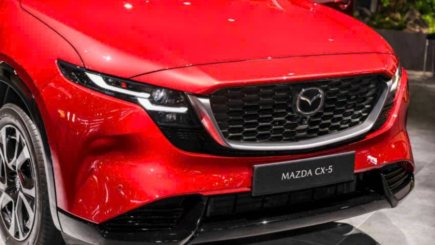 Mazda chính thức ra mắt logo và kiểu chữ mới