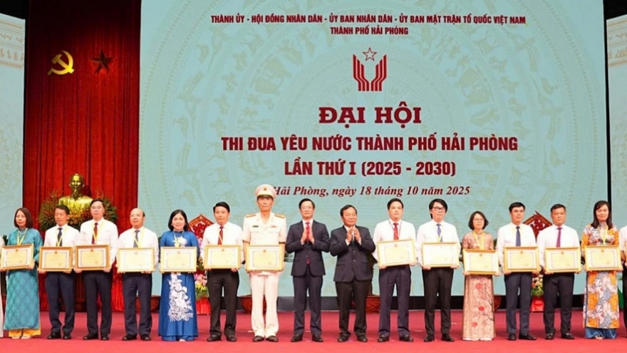 UBND Hải Phòng vinh danh Thuế thành phố vì thành tích tiêu biểu xuất sắc