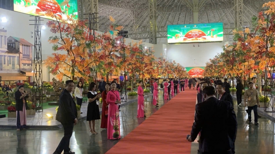 Trực tiếp Lễ bế mạc Hội chợ Mùa Thu 2025: Lan tỏa giá trị, kết nối cung - cầu