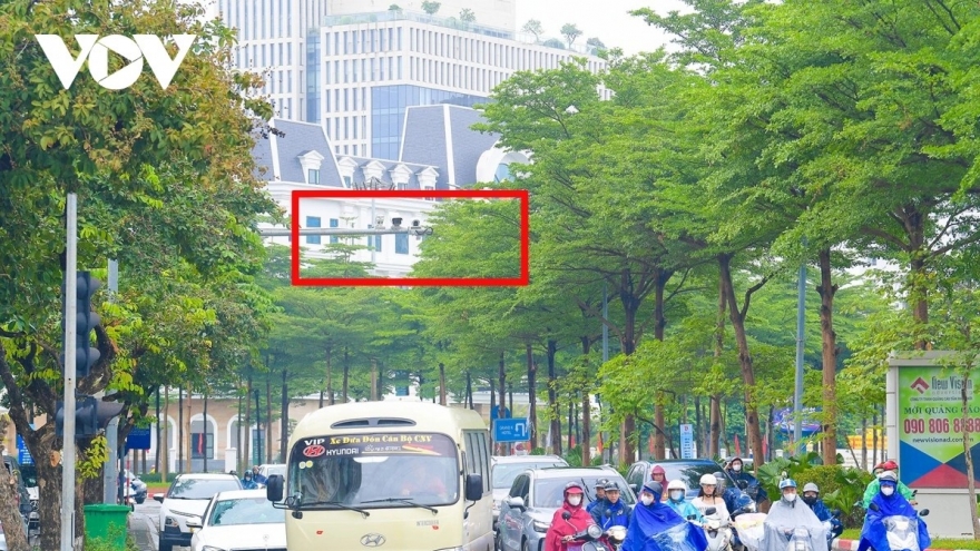 Camera giao thông Hà Nội ghi lại hàng trăm xe vi phạm trong tháng 9/2025