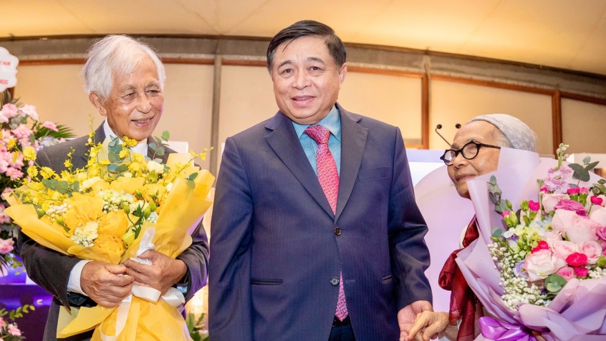 Phó Thủ tướng Nguyễn Chí Dũng dự Lễ trao Huân chương Bắc đẩu Bội tinh bậc Sĩ quan