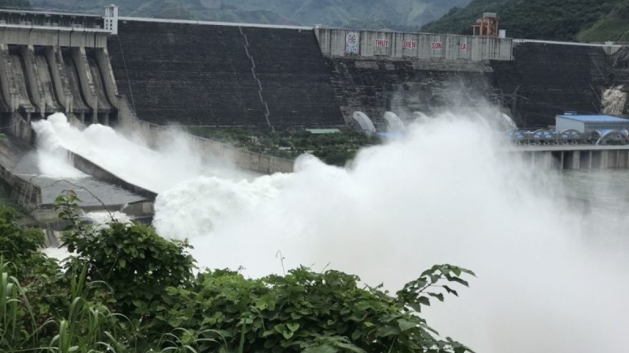 Thủy điện Sơn La mở 1 cửa xả đáy vào 8h sáng nay (3/10)