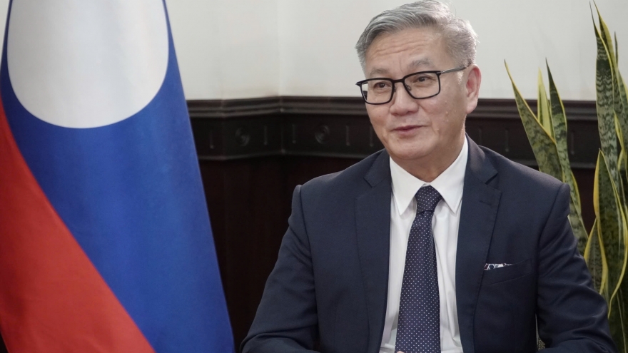 Quan hệ Việt Nam - Lào đóng góp cho hoà bình, ổn định của khu vực và thế giới