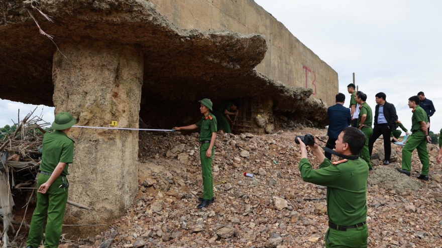 Công an tỉnh Phú Thọ đang điều tra, xác minh những bất thường tại cầu sông Lô