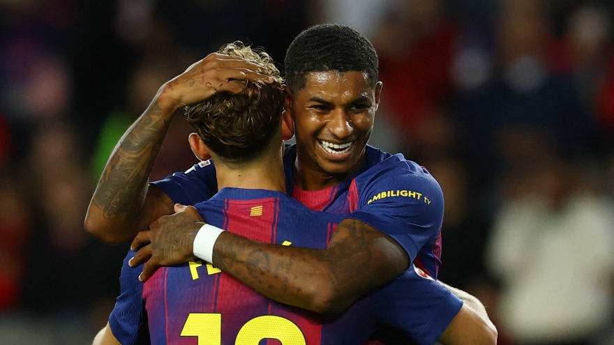 Kết quả bóng đá hôm nay 3/11: Barca thắng dễ, tiếp tục bám đuổi Real Madrid