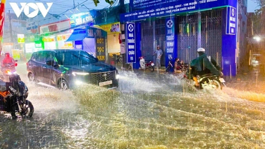 Thời tiết hôm nay 6/11: Mưa lớn từ Nghệ An đến Lâm Đồng