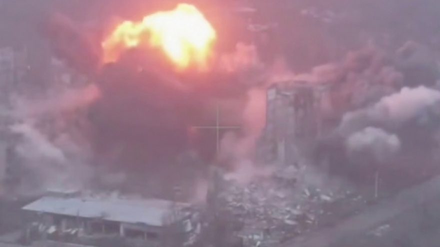 Nga tập kích quy mô lớn vào các cứ điểm của Ukraine tại Myrnohrad