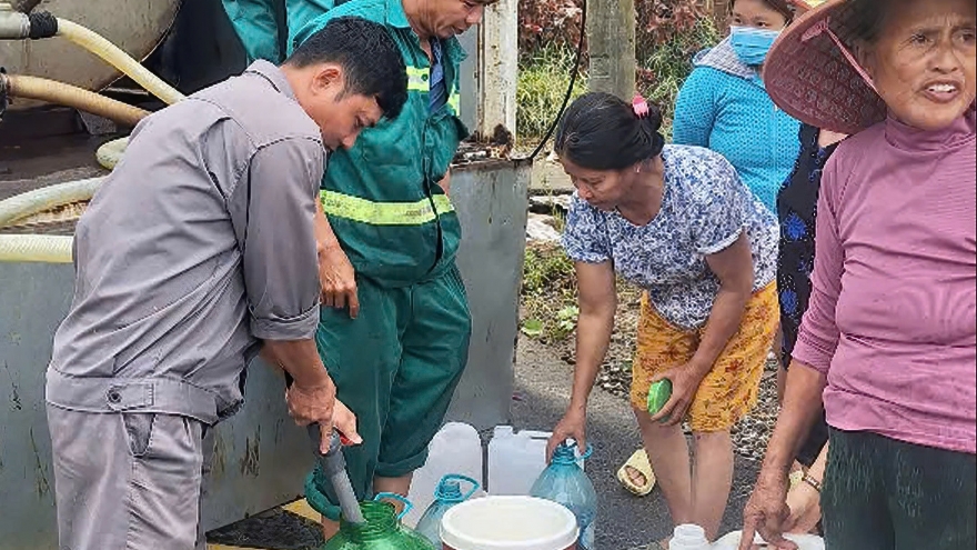 Miền Trung khẩn trương khắc phục hậu quả, sớm ổn định đời sống vùng lũ