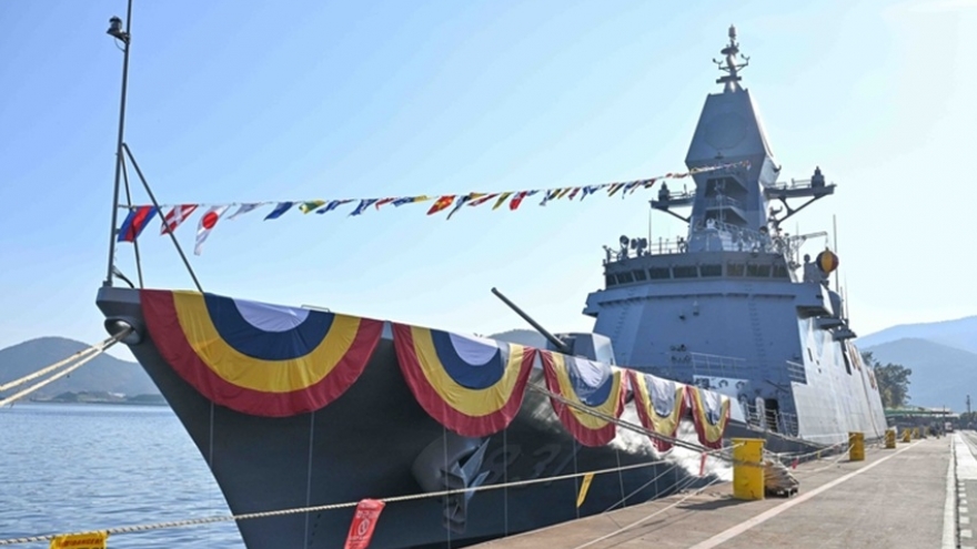 Hàn Quốc hạ thủy tàu hộ tống quân sự hiện đại nhất từ trước đến nay