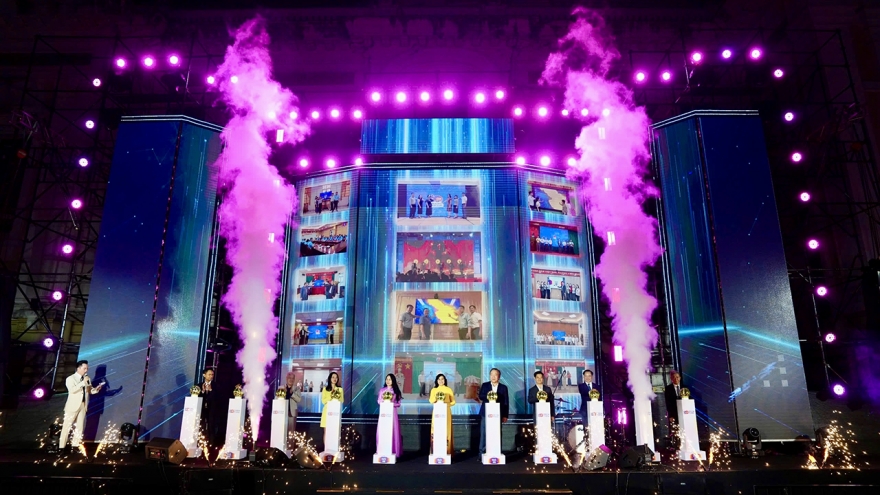 Khai mạc “Ngày mua sắm trực tuyến Việt Nam - Online Friday 2025”