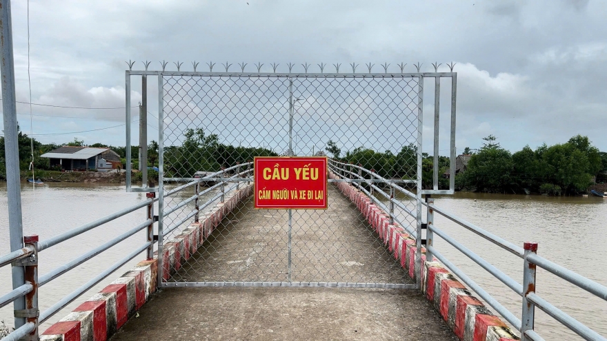 Sau phản ánh của VOV, cầu Xẻo Bọng bị tạm phong tỏa để kiểm tra