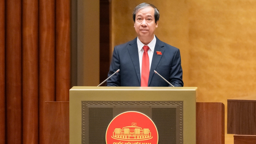 Quốc hội chốt bỏ cấp bằng tốt nghiệp THCS, một bộ sách giáo khoa trên toàn quốc