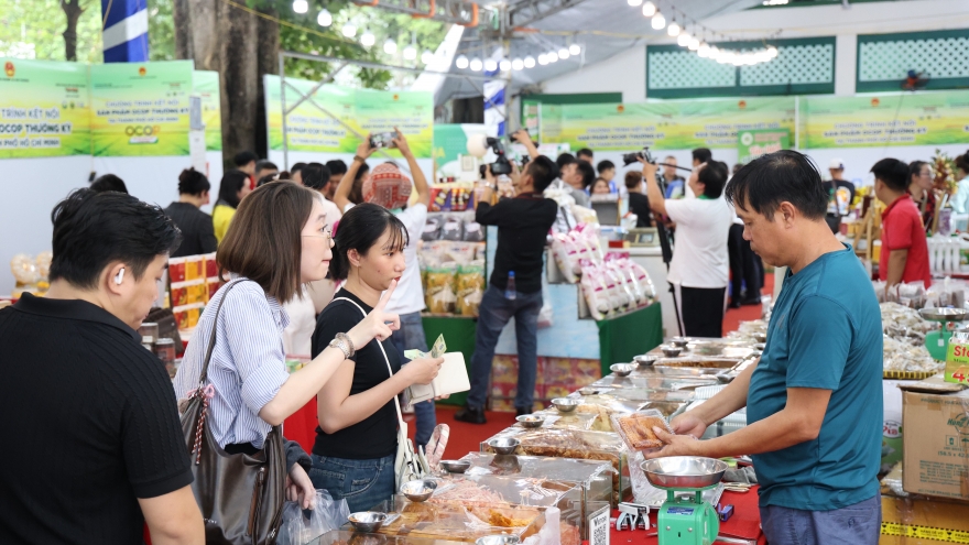 Khai mạc Hội chợ “OCOP đặc sản vùng miền và ẩm thực” tại TP.HCM