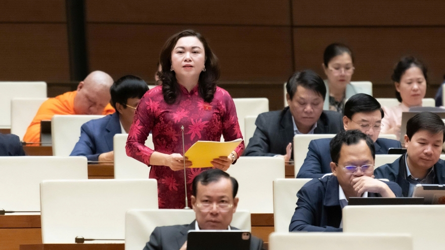 Đại biểu Quốc hội trăn trở về chính sách "giữ chân" bác sĩ giỏi ở cơ sở