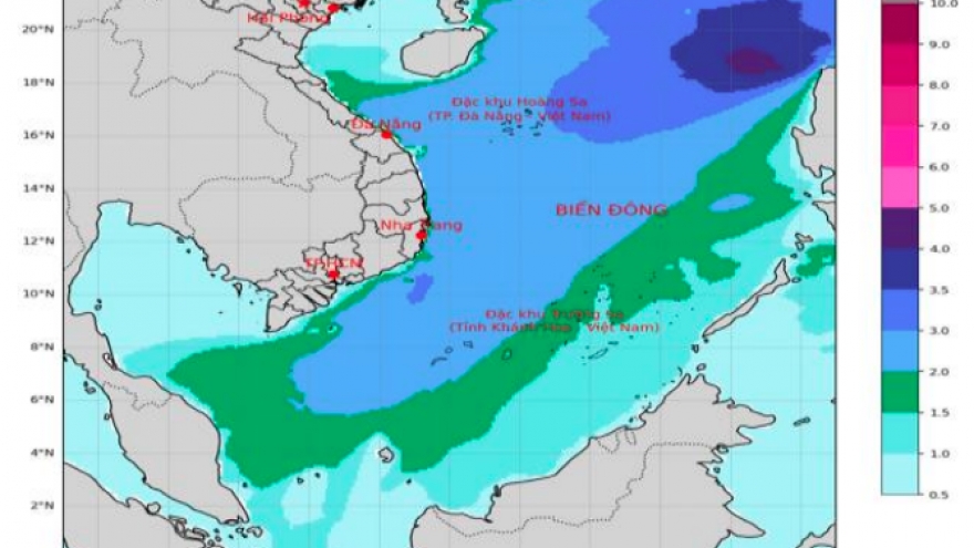 Gió Đông Bắc mạnh cấp 6–7, sóng cao 5m trên các vùng biển Đông