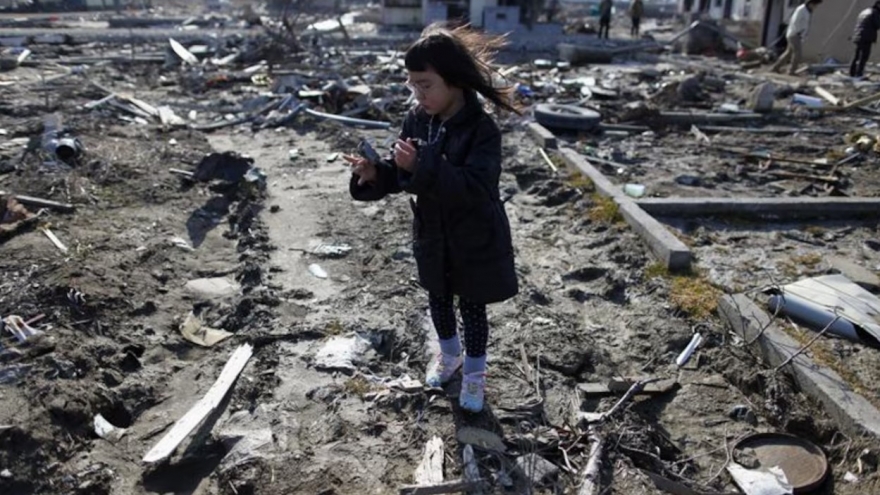 Động đất 7,6 độ rung chuyển Nhật Bản: Cảnh báo sóng thần