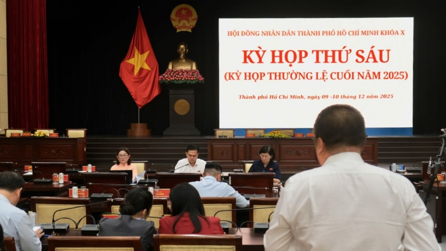 Đại biểu HĐND TP.HCM: Truy trách nhiệm xảy ra cháy do "chuồng cọp", biển quảng cáo